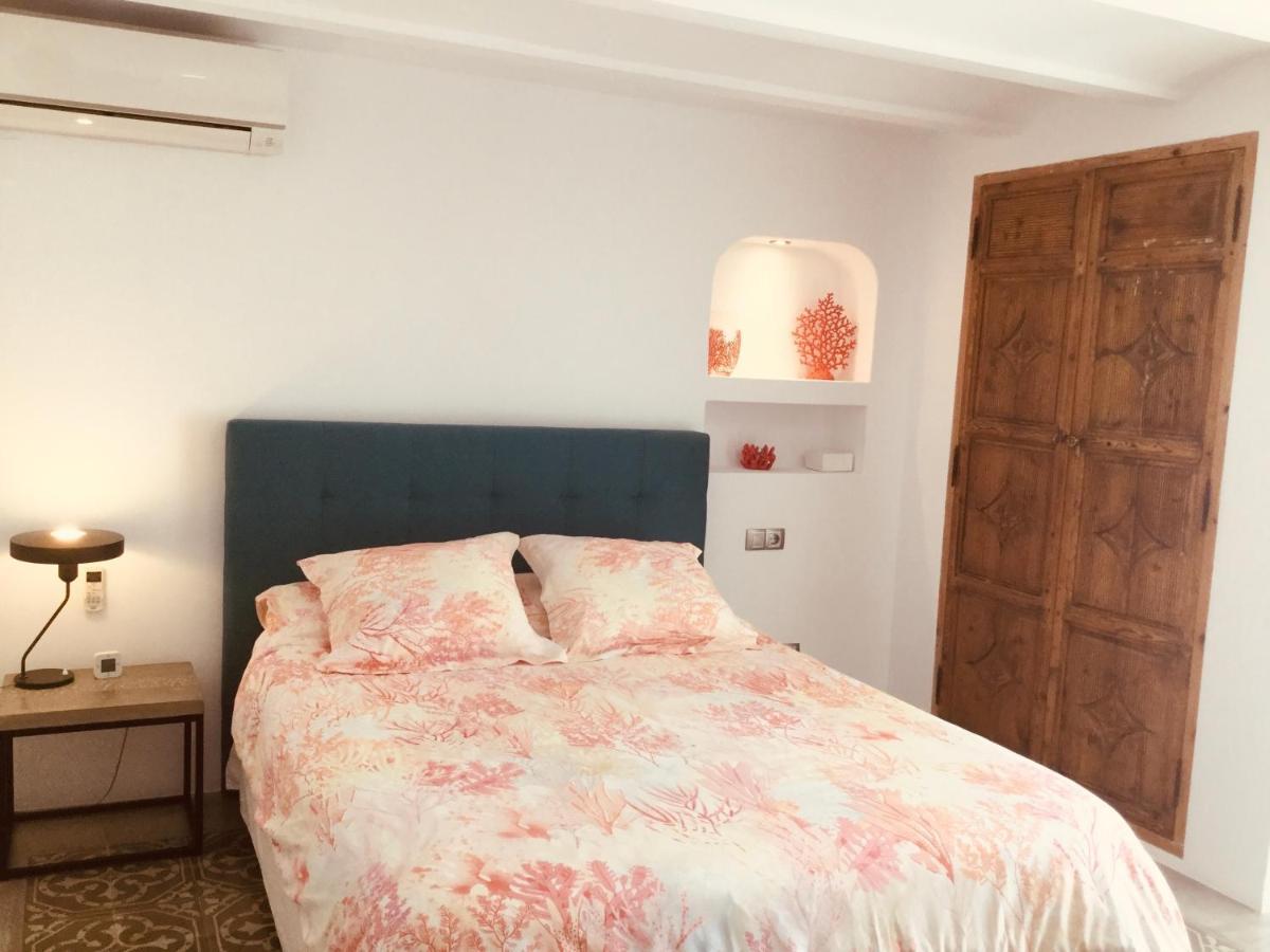 Altea Town House Deluxe Sea View Villa ภายนอก รูปภาพ