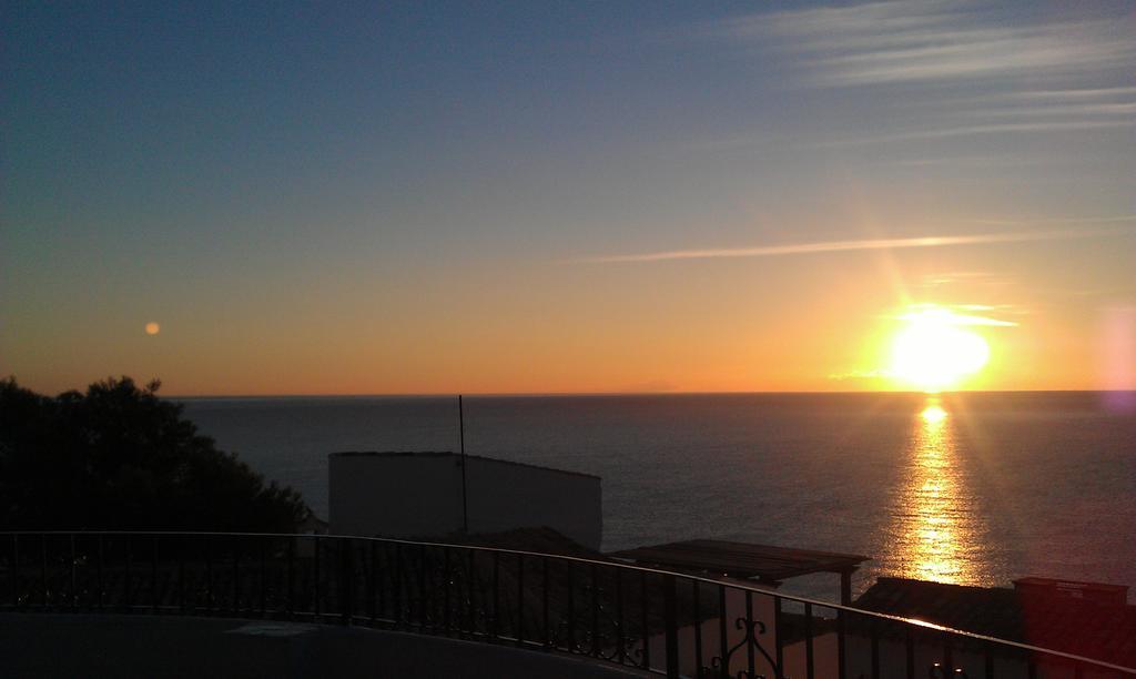 Altea Town House Deluxe Sea View Villa ภายนอก รูปภาพ