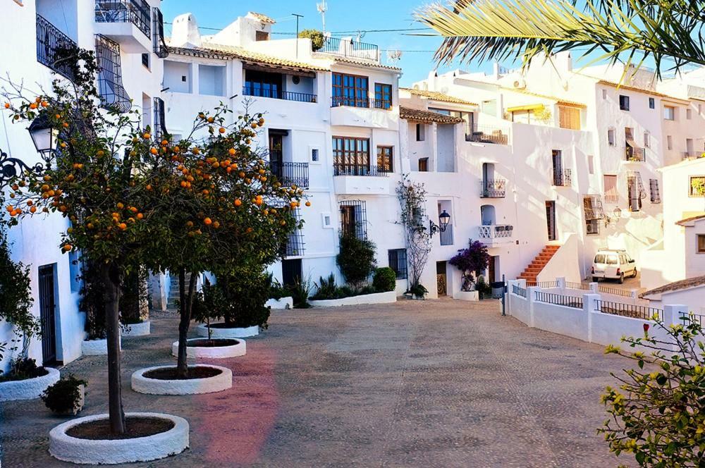 Altea Town House Deluxe Sea View Villa ภายนอก รูปภาพ